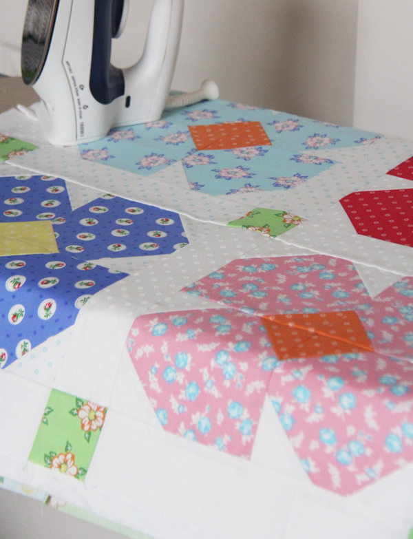 Free Floret Table Topper Pattern