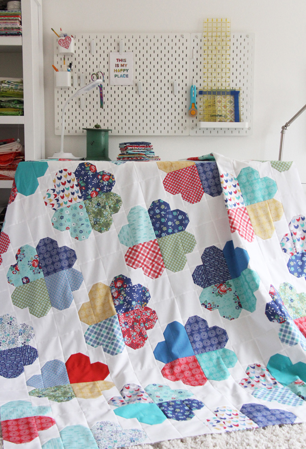 Clover quilt pattern, 10 inch square or layer cake friendly