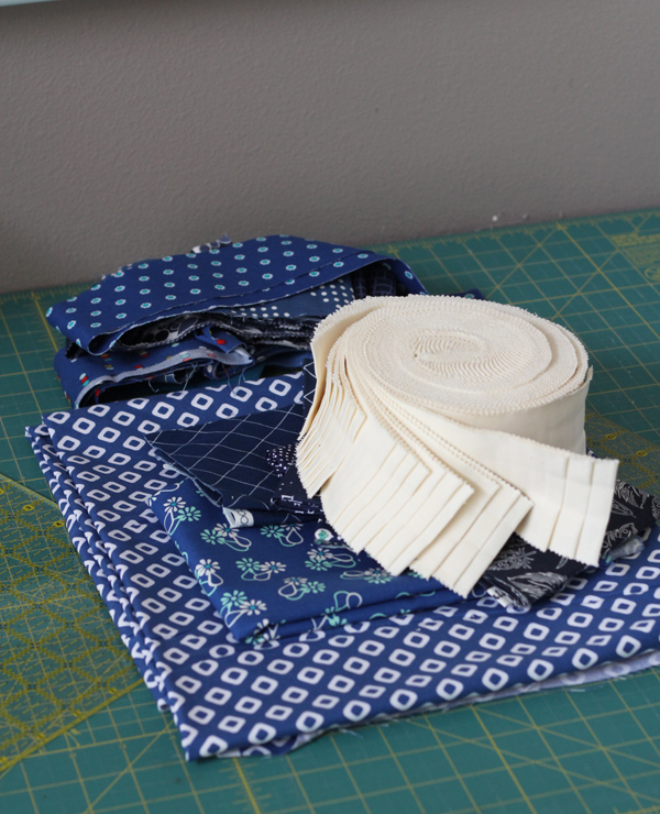 In Tune Quilt in Navy